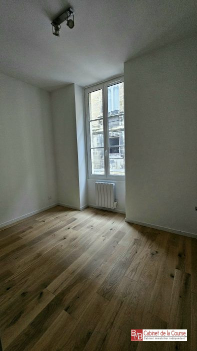 Appartement à vendre, 2 pièces - Bordeaux 33000