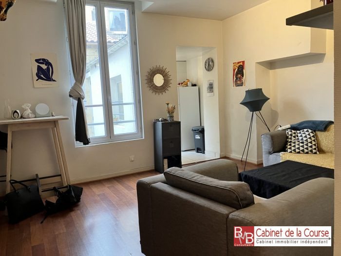 Appartement à vendre, 2 pièces - Bordeaux 33000