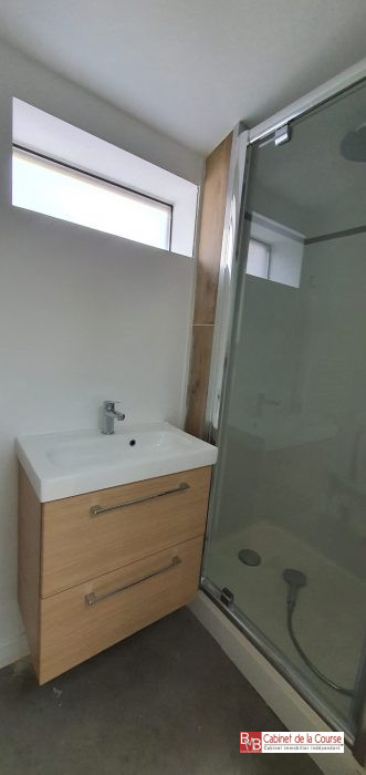 Appartement à vendre, 2 pièces - Bordeaux 33000