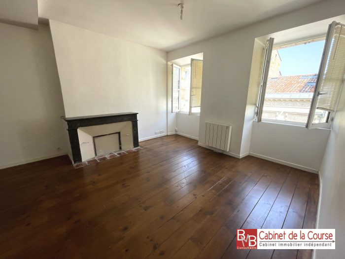 Appartement à vendre, 3 pièces - Bordeaux 33000