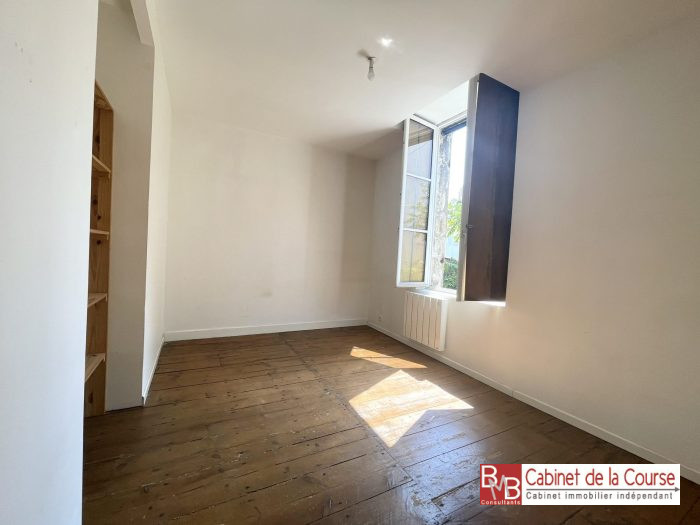 Appartement à vendre, 3 pièces - Bordeaux 33000