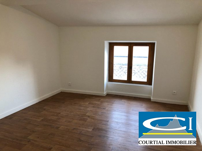 Appartement à louer, 4 pièces - Tournon-sur-Rhône 07300