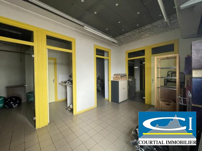 Bureau à louer, 120 m² - Tournon-sur-Rhône 07300
