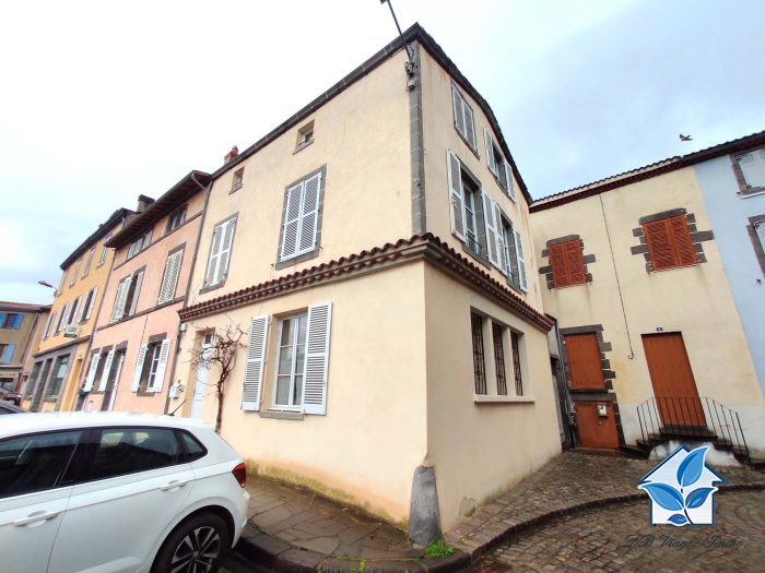 Maison ancienne à vendre en viager, 5 pièces - Maringues 63350