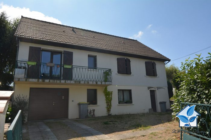 Villa à vendre en viager, 5 pièces - Néris-les-Bains 03310