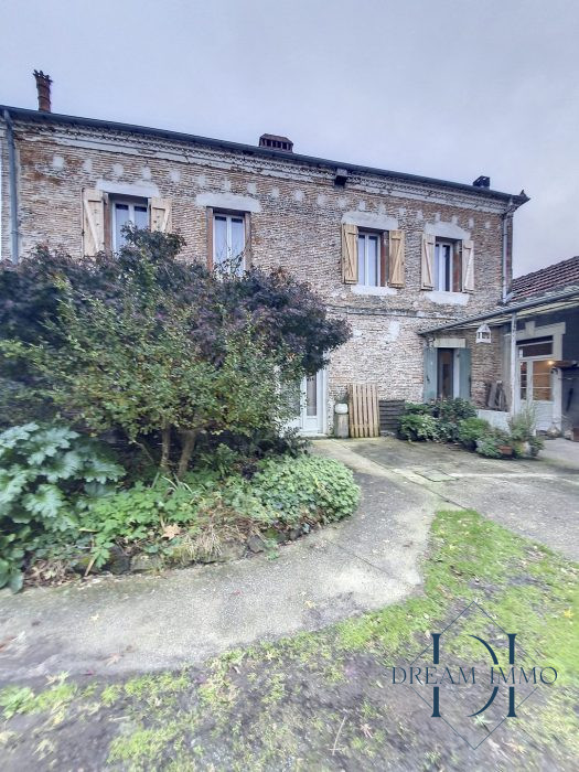 Maison bourgeoise à vendre, 10 pièces - Saint-Julien-en-Born 40170