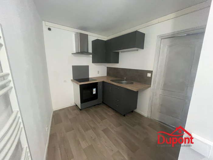 Appartement à louer, 3 pièces - Mortagne-du-Nord 59158