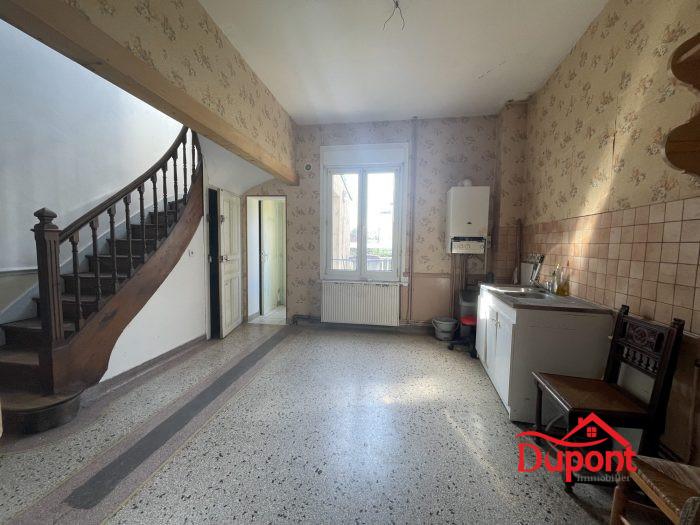 Maison mitoyenne 2 côtés à vendre, 4 pièces - Saint-Quentin 02100