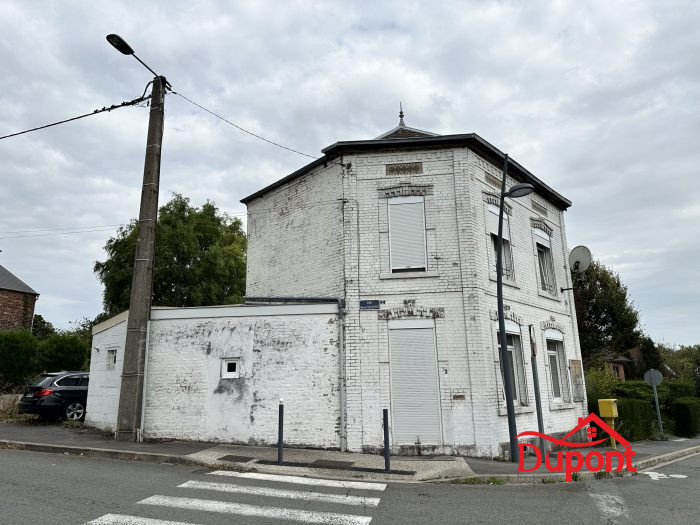 Maison mitoyenne 1 côté à vendre, 6 pièces - Maubeuge 59600