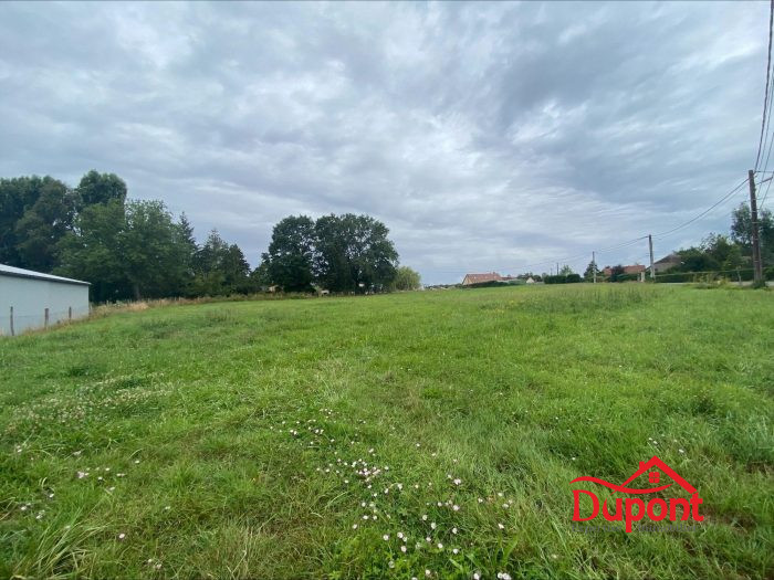 Terrain constructible à vendre, 1298 m² - Chaource 10210