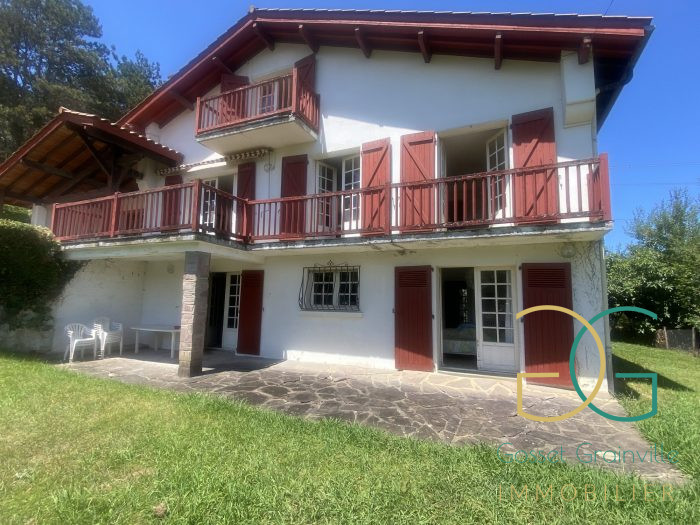 Villa à vendre, 10 pièces - Urrugne 64122