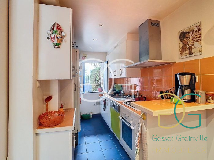 Detached house for sale, 7 rooms - Garches 92380