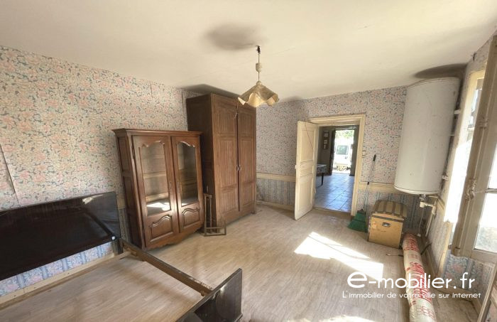 Maison ancienne à vendre, 2 pièces - Melay 71340