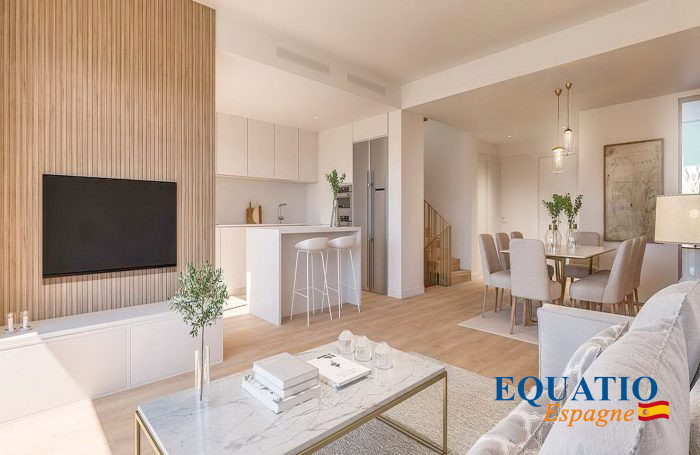 Duplex for sale, 6 rooms - Alicante 03001
