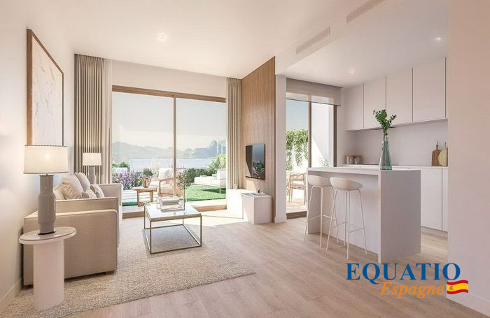 Duplex for sale, 6 rooms - Alicante 03001