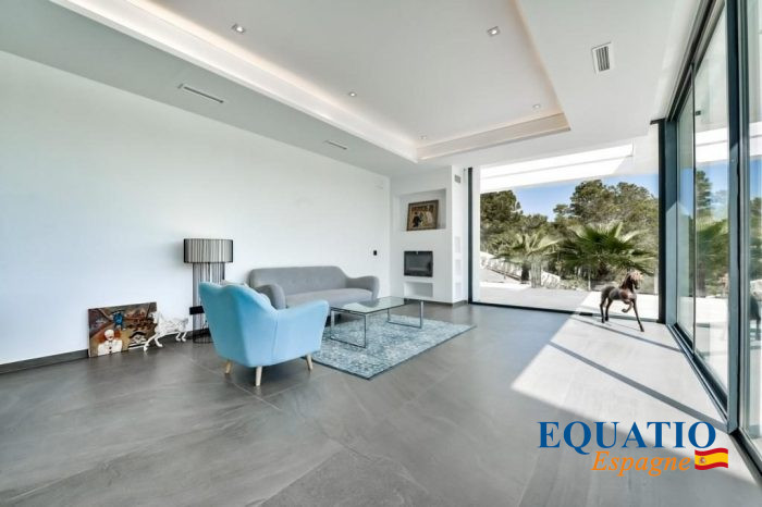 Villa for sale, 6 rooms - Jávea 03730