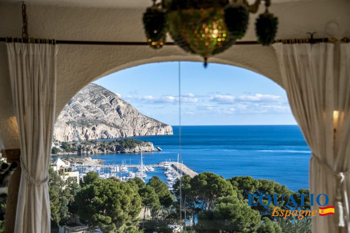 Villa à vendre, 9 pièces - Altea 03590