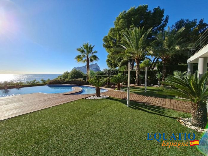 Villa for sale, 7 rooms - Teulada 03724