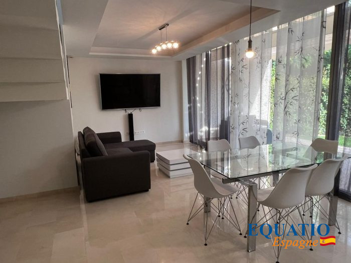 Villa for sale, 6 rooms - Villajoyosa 03570