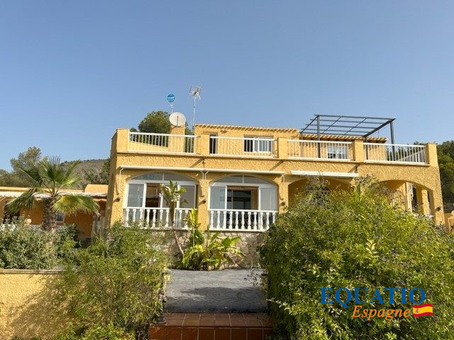 Villa for sale, 7 rooms - Villajoyosa 03570