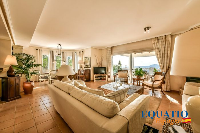 Villa à vendre, 7 pièces - Altea 03590