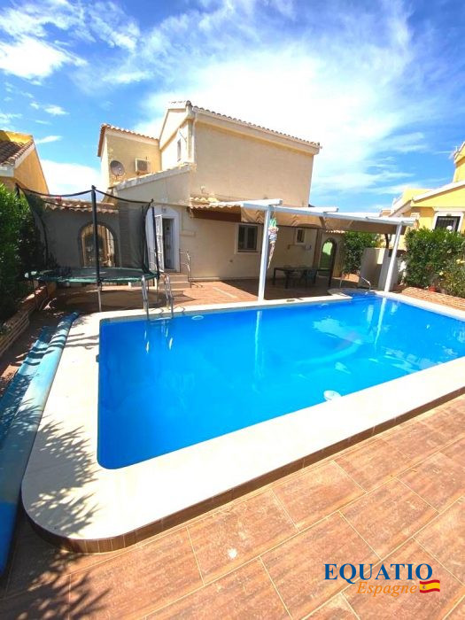 Villa for sale, 6 rooms - Santa Pola 03130