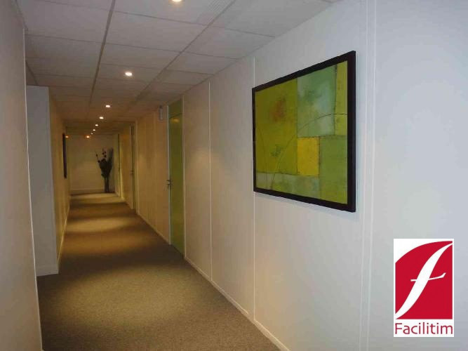 Bureau à louer, 21 m² - Montigny-le-Bretonneux 78180