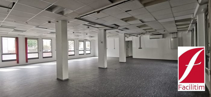 Bureau à louer, 450 m² - Courbevoie 92400