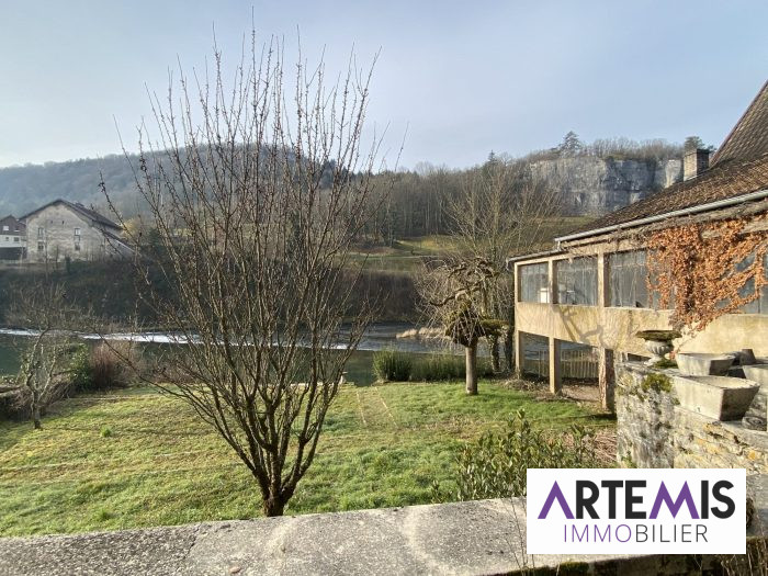 Immeuble à vendre, 1200 m² - Ornans 25290