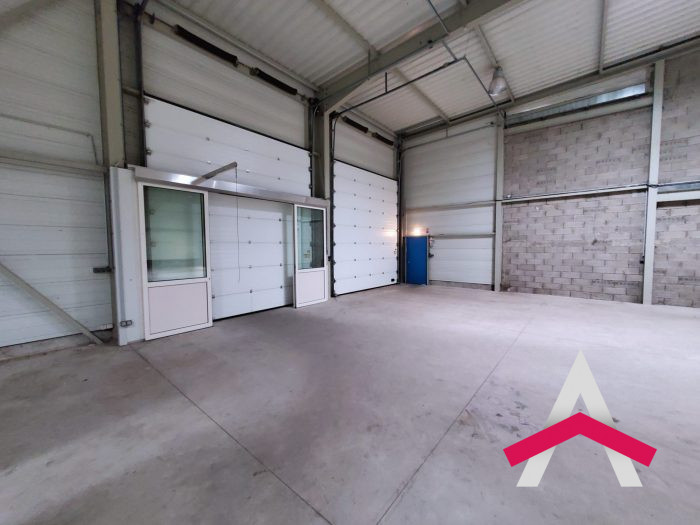 Entrepôt à louer, 480 m² - Sausheim 68390