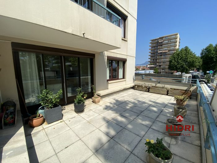 Appartement à vendre, 2 pièces - Échirolles 38130