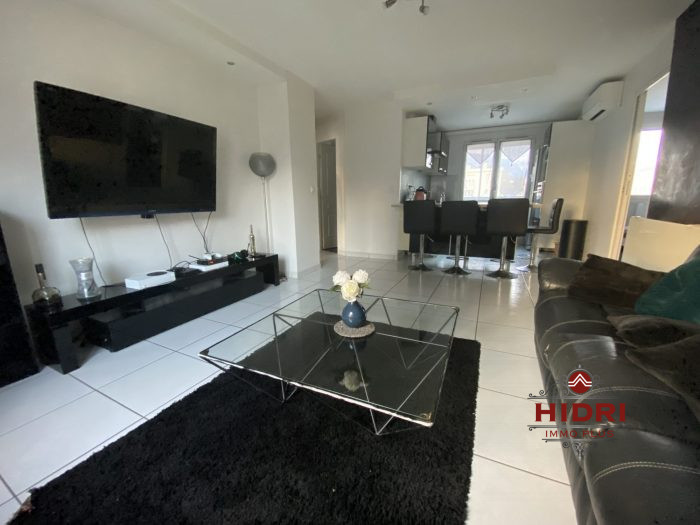 Appartement à vendre, 3 pièces - Saint-Martin-d'Hères 38400