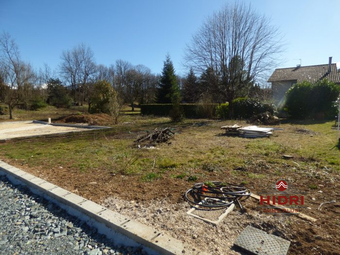 Terrain constructible à vendre, 05 a - Claix 38640