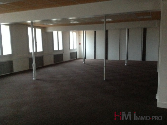 Bureau à louer, 320 m² - Le Havre 76600