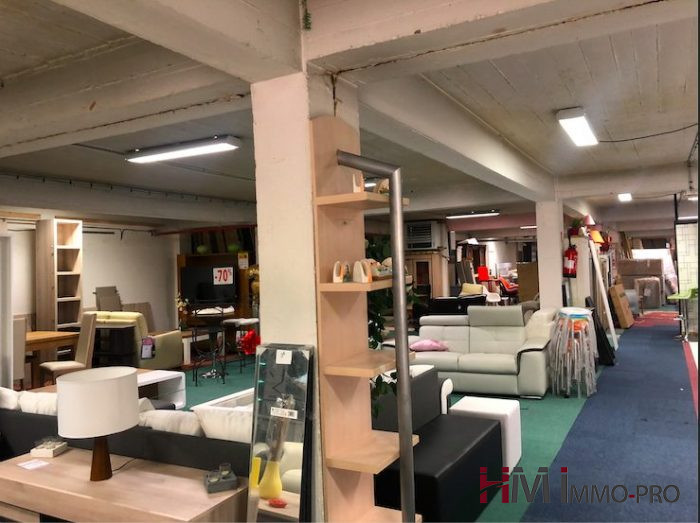 Local commercial à vendre, 900 m² - Rouen 76000