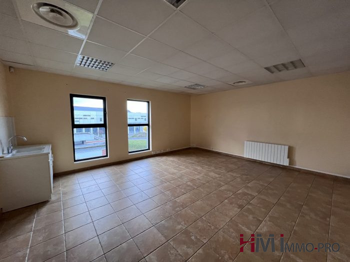 Local professionnel à vendre, 280 m² - Barentin 76360