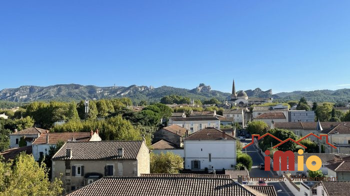 Appartement à louer, 2 pièces - Saint-Rémy-de-Provence 13210