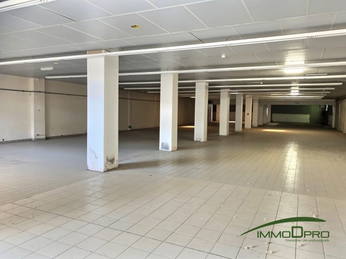 Local industriel à vendre, 892 m² - Dieppe 76200