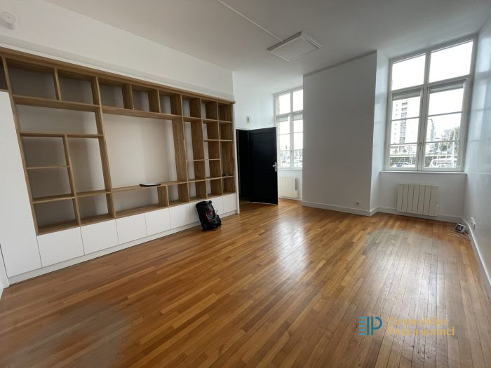 Bureau à louer, 110 m² - Lorient 56100