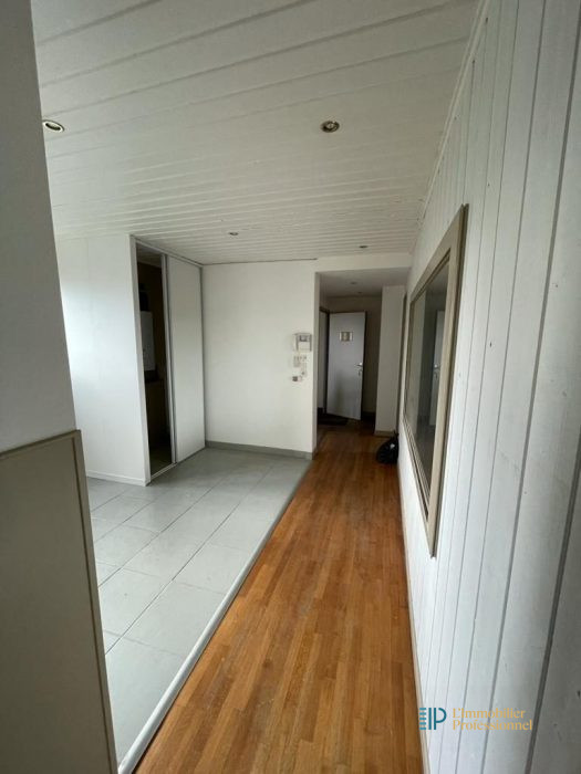 Bureau à louer, 75 m² - Lorient 56100