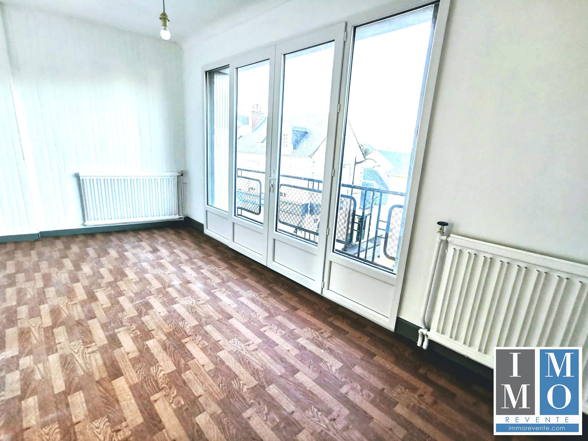 Location annuelle Appartement BOURGES 18000 Cher FRANCE