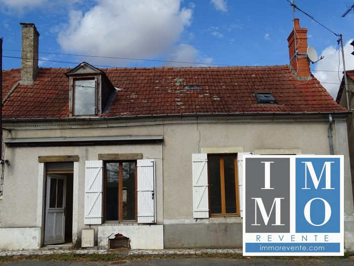 Maison ancienne à vendre, 5 pièces - Dun-sur-Auron 18130