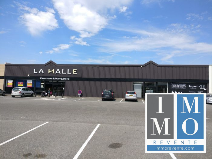 Local commercial à vendre, 1503 m² - Bourges 18000