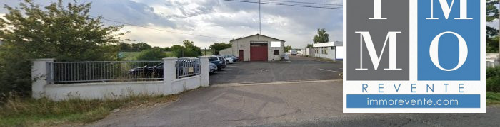 Local industriel à vendre, 535 m² - Saint-Germain-du-Puy 18390
