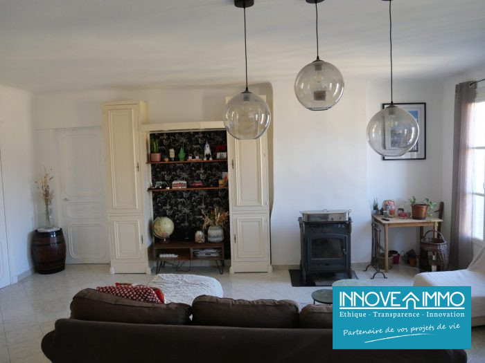 Apartment for rent, 3 rooms - Marseille 13002