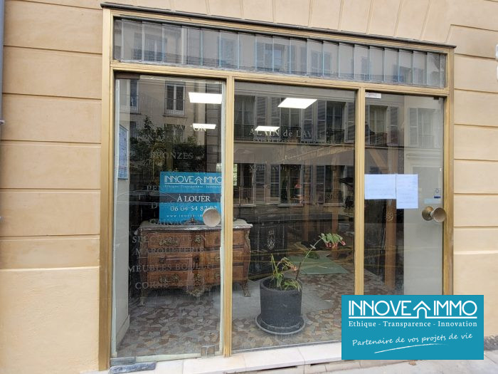 Shop for rent, 82 m² - Versailles 78000