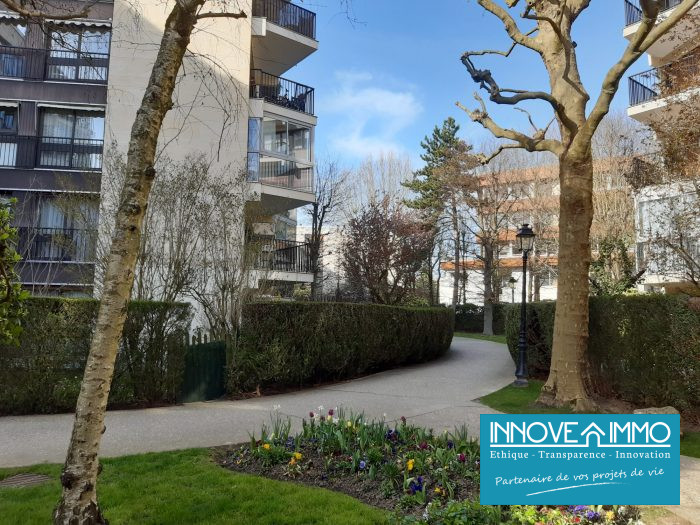 Apartment for sale, 4 rooms - Le Chesnay-Rocquencourt 78150