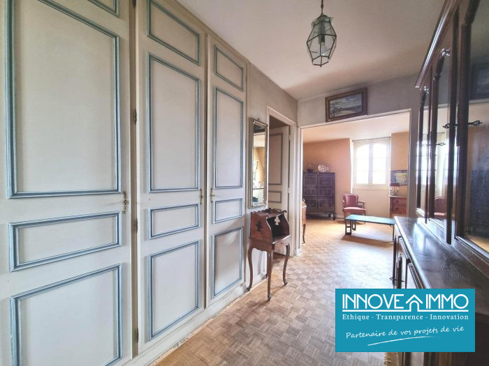 Apartment for sale, 5 rooms - Versailles 78000