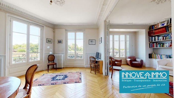 Appartement à vendre, 4 pièces - Versailles 78000