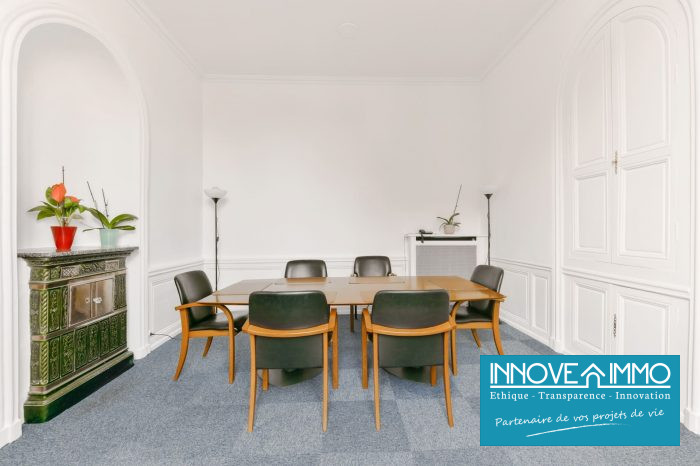 Bureau à vendre, 152 m² - Versailles 78000